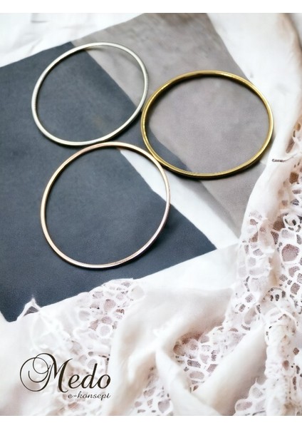 Genç Kızlara Özel Üçlü Kombin Çelik Kelepçe – Altın, Gümüş ve Bakır Kaplama Zarif Bileklik Seti