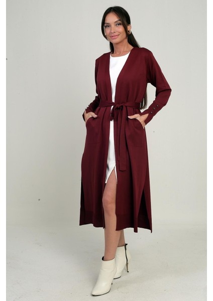 Kadın Kolları Düğme Detaylı Cepli Yanları Yırtmaaçlı Uzun Hırka modelleri