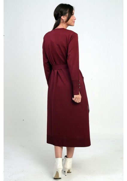 Kadın Kolları Düğme Detaylı Cepli Yanları Yırtmaaçlı Uzun Hırka fırsatları