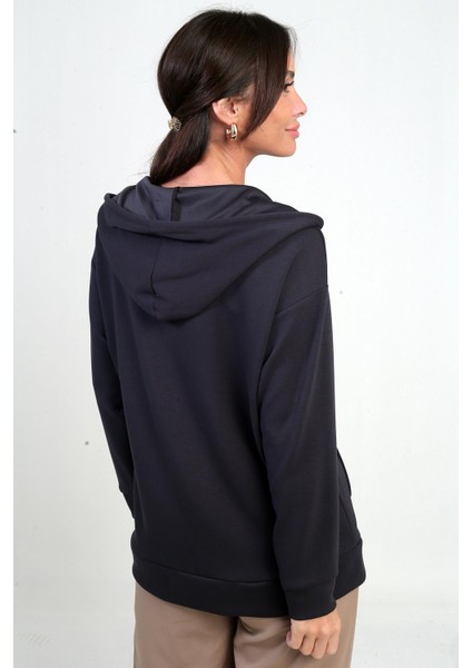 Kadın Kapüşonlu Kanguru Cepli Önü Fermuarlı Osyho Hırka fırsatları