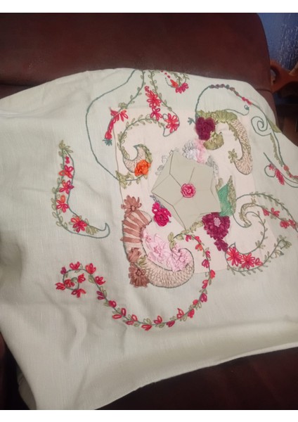 El Işi Çeşidinde Tek Kırlent Kılıfı-Su Yeşili Fabric Origami ve Kurdele Nakışı Kırlent