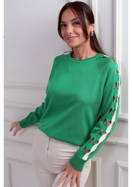 Kadın Kolu Şerit Dekolteli Triko Bluz fiyatları