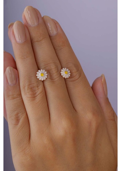 Mineli Papatya Motifli Gümüş Küpe modelleri