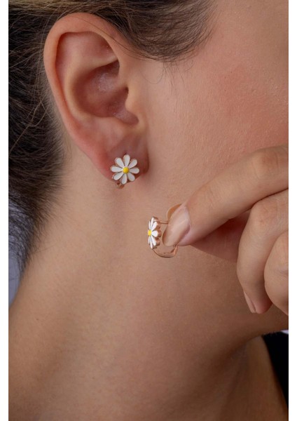 Mineli Papatya Motifli Gümüş J Küpe fiyatları