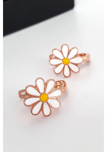 Mineli Papatya Motifli Gümüş J Küpe fırsatları