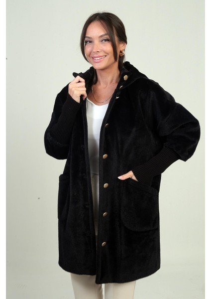 Kadın Kapüşonlu Önü Düğmeli Astarlı Kolları Ribanalı Angora Kaban fiyatları