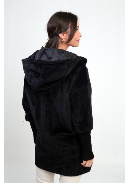 Kadın Kapüşonlu Önü Düğmeli Astarlı Kolları Ribanalı Angora Kaban indirimleri