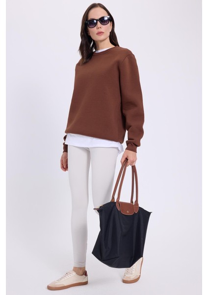 Kadın Oversize Geniş Kesim Pamuklu Yumuşak Dokulu Içi Polarlı Basic Kahverengi Bisiklet Yaka Sweatshirt fırsatları