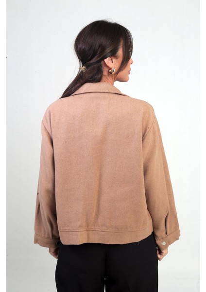 Kadın Önü Fermuarlı Torba Cepli Kaşe Kısa Mont fırsatları