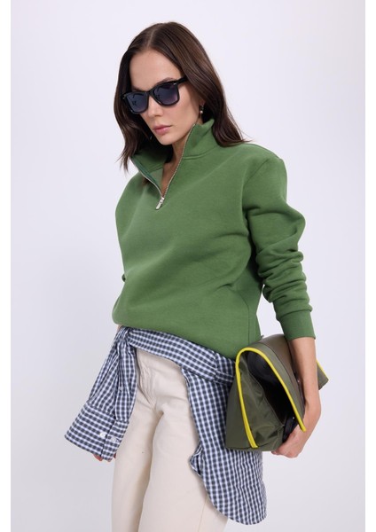 Kadın Relax Fit Rahat Kesim Pamuklu Içi Polarlı Yarım Fermuarlı Yeşil Dik Yaka Sweatshirt indirimleri