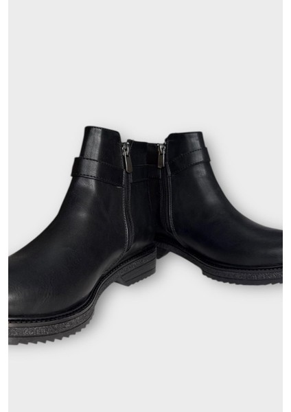 Kadın Tarz Toka Detaylı Günlük Klasik Bot Siyah - Füme modelleri