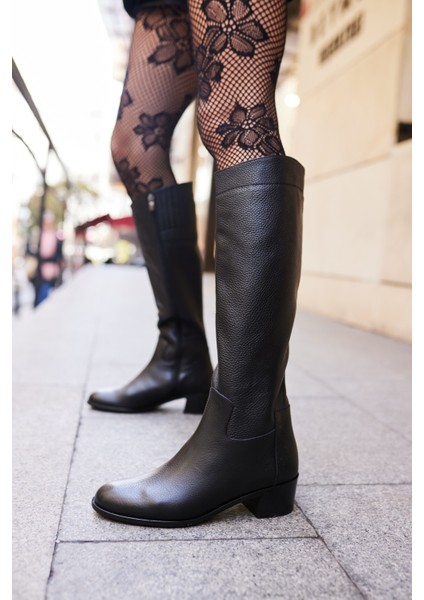 Nihalli Kadın Siyah Gercek Deri Çizme