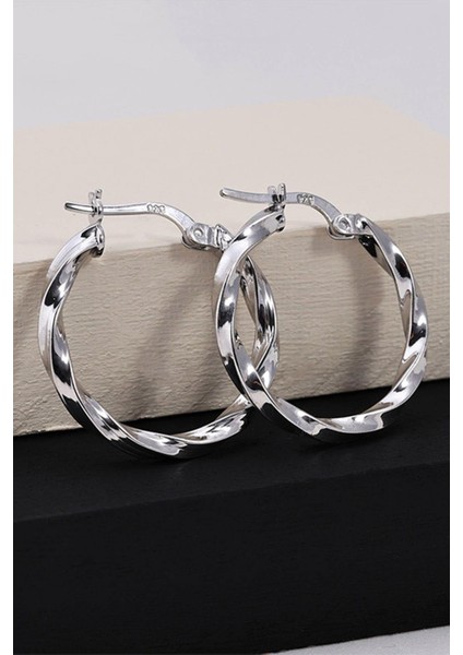 Burgu Model Rodyum Kaplama Kadın Gümüş Küpe fırsatları