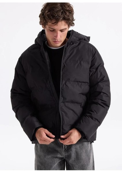Jack&jones 12278749 Jjesoho Puffer Hood Black Erkek Mont modelleri