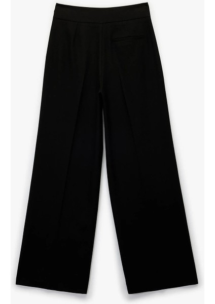 Kadın Koton x Sibil Çetinkaya - Straight Fit Yarım Kemer Detaylı Cepli Kumaş Pantolon 6WAK40158PW fırsatları