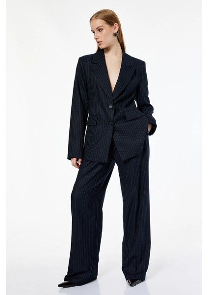 Kadın Koton x Melis Ağazat - Uzun Kollu Cepli Çizgili Oversize Blazer Ceket 6WAK50032EW fiyatları