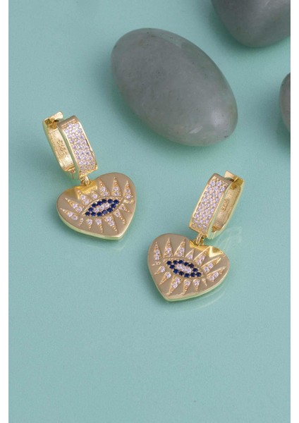 Kalp Üzeri Kirpik Motifli Altın Kaplama Gümüş Küpe fırsatları