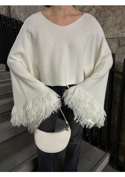 Kadın Püsküllü Triko Kazak Ekru fırsatları