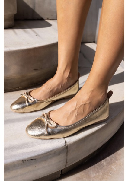 Lumbo Kadın Siyah Leoapar Garnılı Babet fırsatları