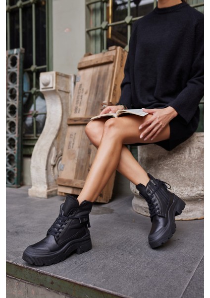 Holborn Kadin Siyah Gercek Deri Gercek Kurk Detayli Bot fiyatları