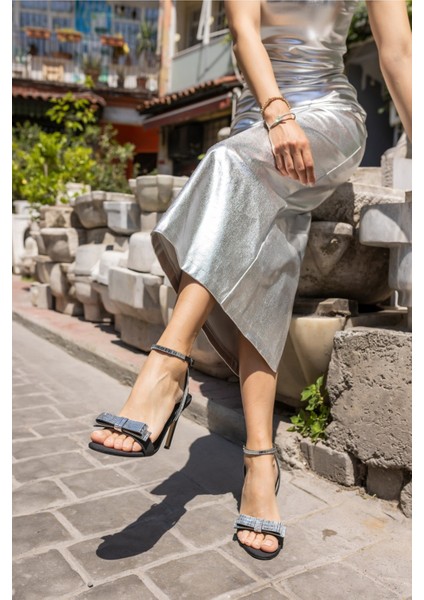 Riva Kadın Bej Saten Taş Detay Topuklu Abiye Sandalet modelleri