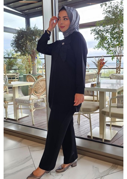 Kadın Dikme Çiçek Detaylı Tesettür Takım fiyatları