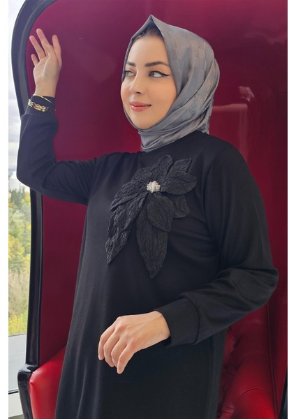 Kadın Dikme Çiçek Detaylı Tesettür Takım indirimleri