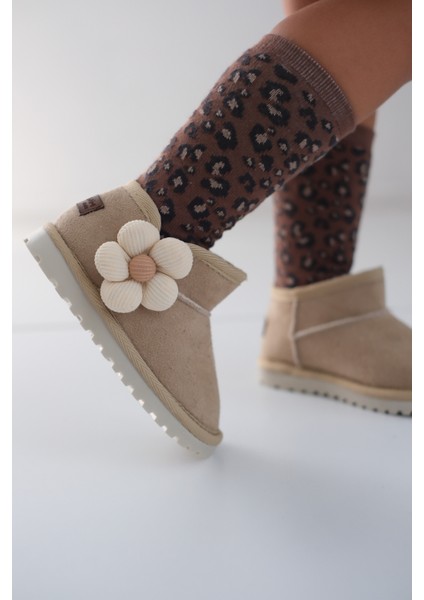 Minto Kız Çocuk ve Bebek Süet Kışlık Pembe Bot - Ortopedik Kaymaz Taban Içi Kürklü Sıcak Tutan Kar Botu