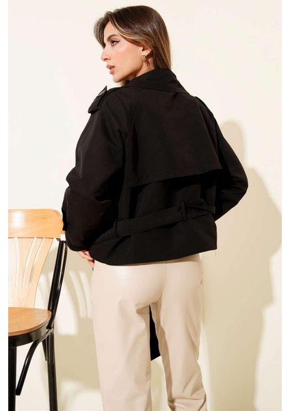 Kadın Kruvaze Yaka Kuşaklı Kısa Trençkot Siyah modelleri