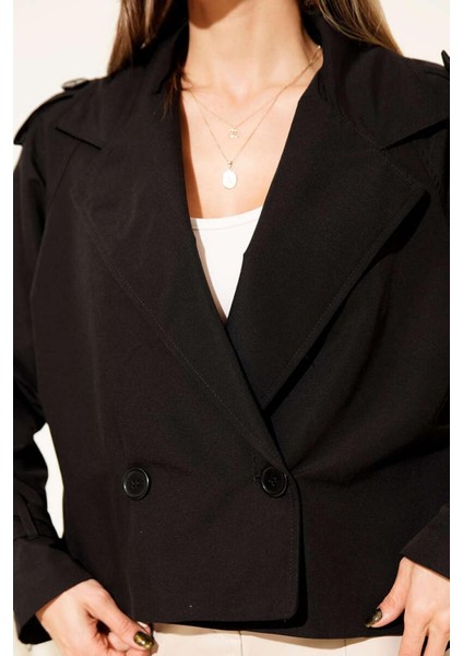 Kadın Kruvaze Yaka Kuşaklı Kısa Trençkot Siyah fırsatları