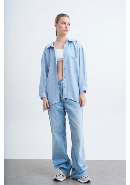 Kadın Düşük Omuzlu Owersize Gömlek Bebe Mavi modelleri