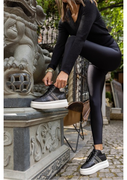 Tobers Kadın Siyah Taş Detay Sneaker