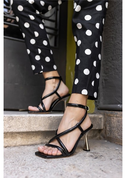 Olge Kadin Fusya Bantli Topuklu Sandalet