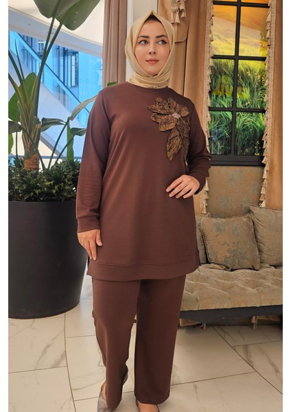 Kadın Dikme Çiçek Detaylı Tesettür Takım fiyatları