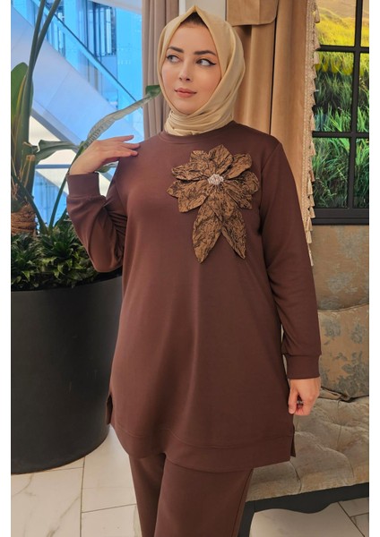 Kadın Dikme Çiçek Detaylı Tesettür Takım indirimleri