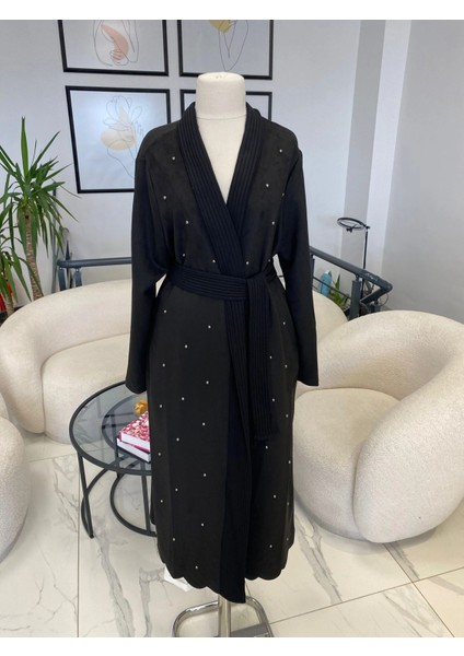 Nuss Zımba Detay Siyah Kap