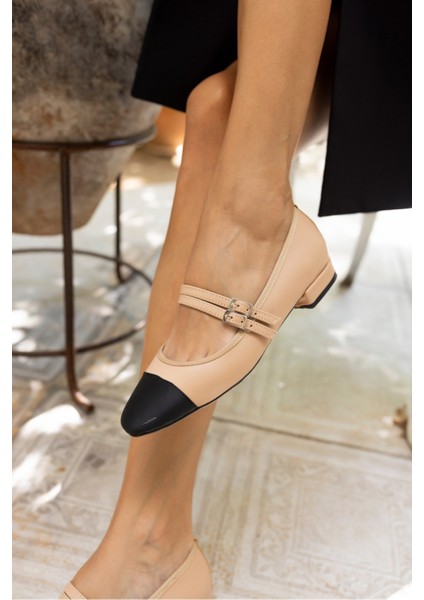 Rory Kadın Bej Siyah Garnıli Babet fırsatları