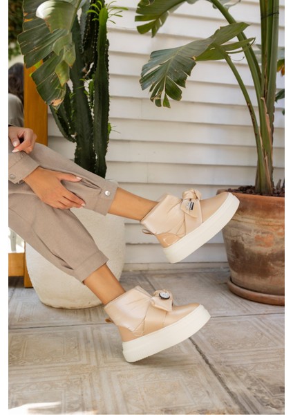 Jelle Kadın Bej Parasut Malzeme Eva Taban Fiyonklu Bot modelleri