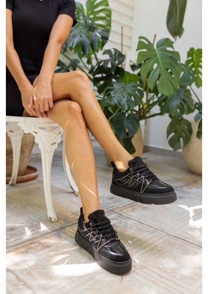 Amore Kadın Bej Taş Detay Bagcıklı Sneaker