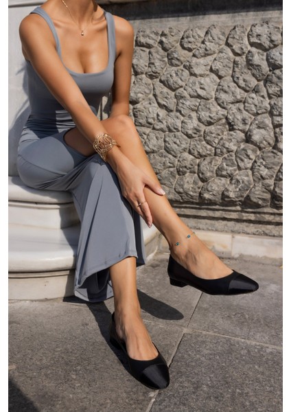 Vargas Kadin Altın Siyah Parçali Babet indirimleri