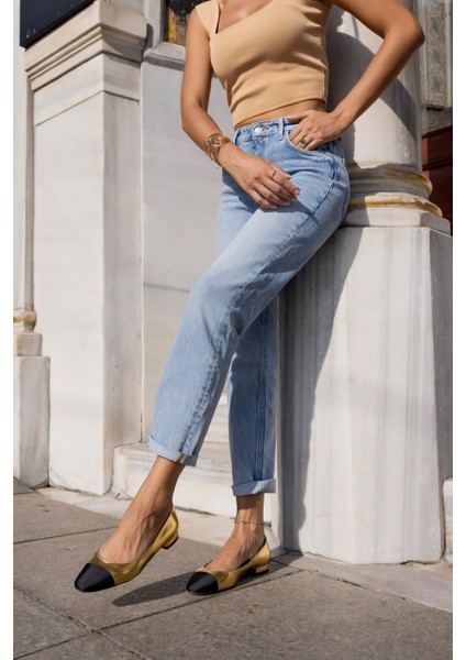 Vargas Kadin Altın Siyah Parçali Babet fiyatları