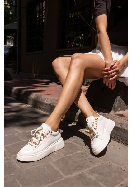 Donald Kadın Beyaz Bagcık Taş Detay Sneaker