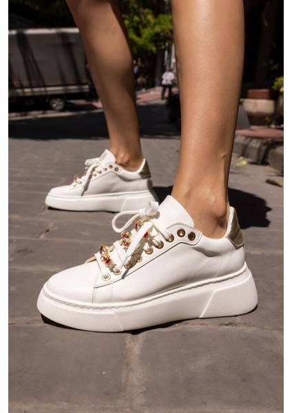 Donald Kadın Beyaz Bagcık Taş Detay Sneaker fırsatları