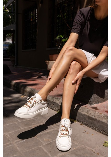 Donald Kadın Beyaz Bagcık Taş Detay Sneaker indirimleri