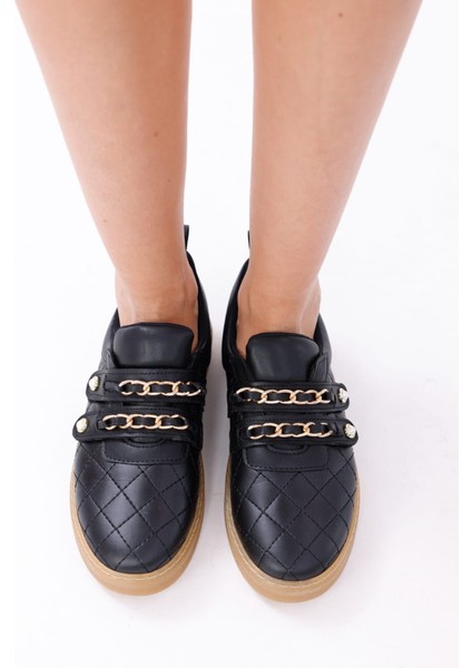 Kadın Sneaker Rahat Altın Renkli Zincir ve Inci Detaylı Cırtlı Spor Ayakkabı