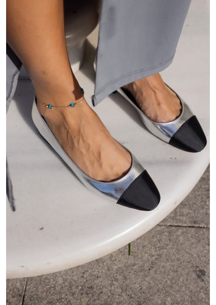 Vargas Kadin Altın Siyah Parçali Babet fırsatları