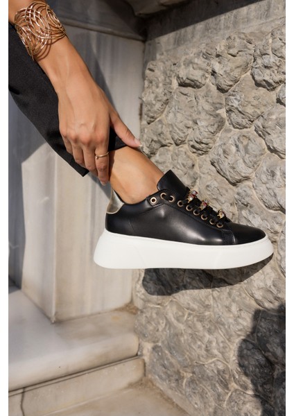 Donald Kadın Beyaz Bagcık Taş Detay Sneaker