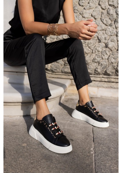 Donald Kadın Beyaz Bagcık Taş Detay Sneaker