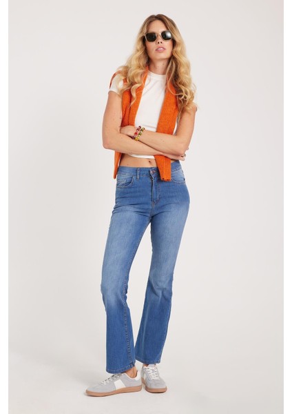 Kadın Regular Fit Klasik Kesim Pamuklu Ispanyol Paça Lacivert Jean Kot Pantolon indirimleri