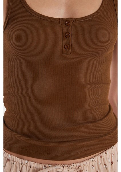 Kadın Modal Kumaş Standart Fit Ince Askılı U Yaka Düğmeli Body Atlet modelleri